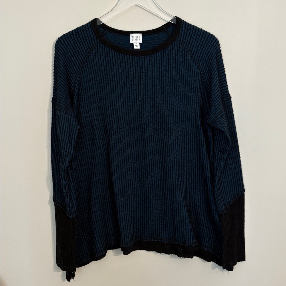 Peyton Jensen Blue and Black Ribbed Long Sleeve Top Size Medium